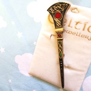 Signed Soldor Celtic Staff Pin